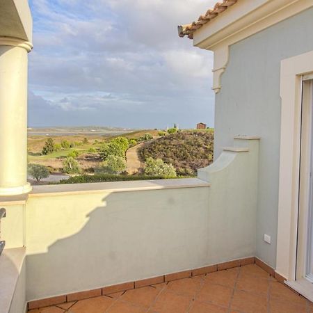 Villas @ Quinta Do Vale Golfe Каштру-Марин Экстерьер фото