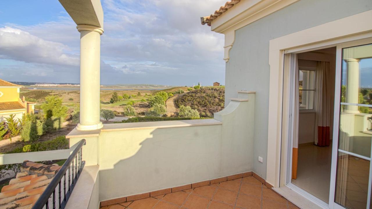Villas @ Quinta Do Vale Golfe Каштру-Марин Экстерьер фото