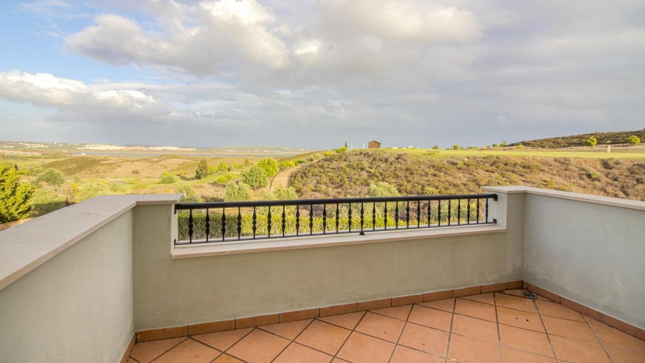 Villas @ Quinta Do Vale Golfe Каштру-Марин Экстерьер фото