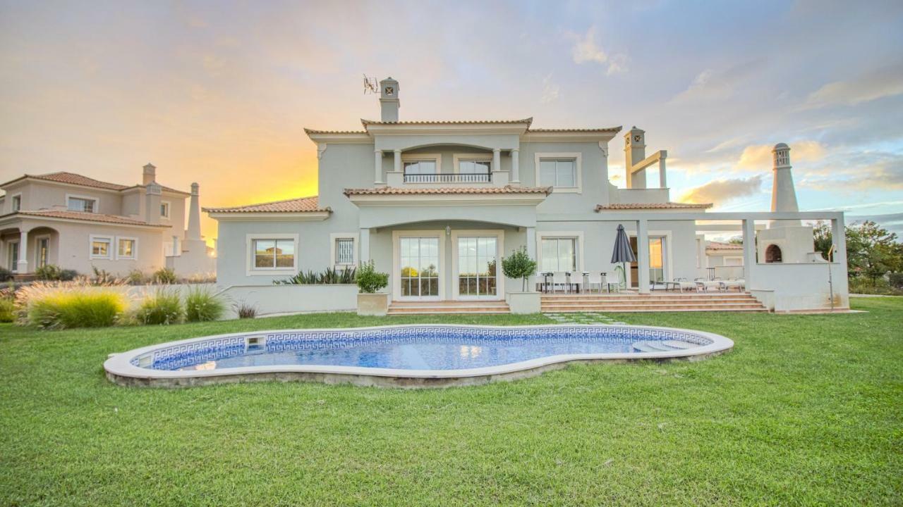 Villas @ Quinta Do Vale Golfe Каштру-Марин Экстерьер фото